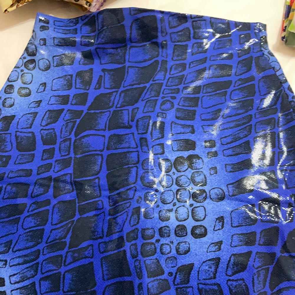 Oren Soire Paris - Stretch Skirt . Reptile Print.